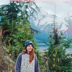 Meet your Posher, Clare